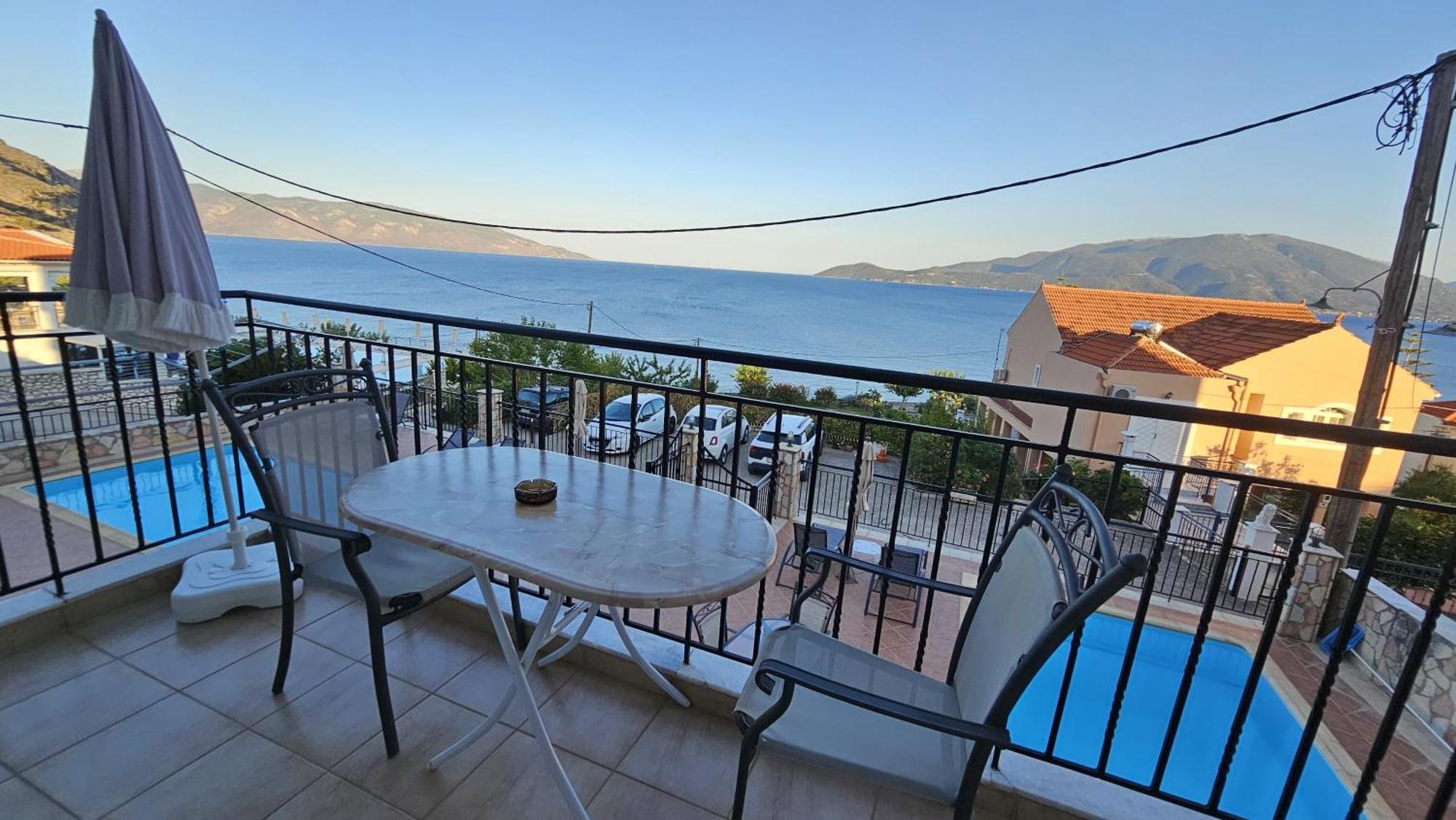 Mema'S Apartment Agia Efimia Chambre photo